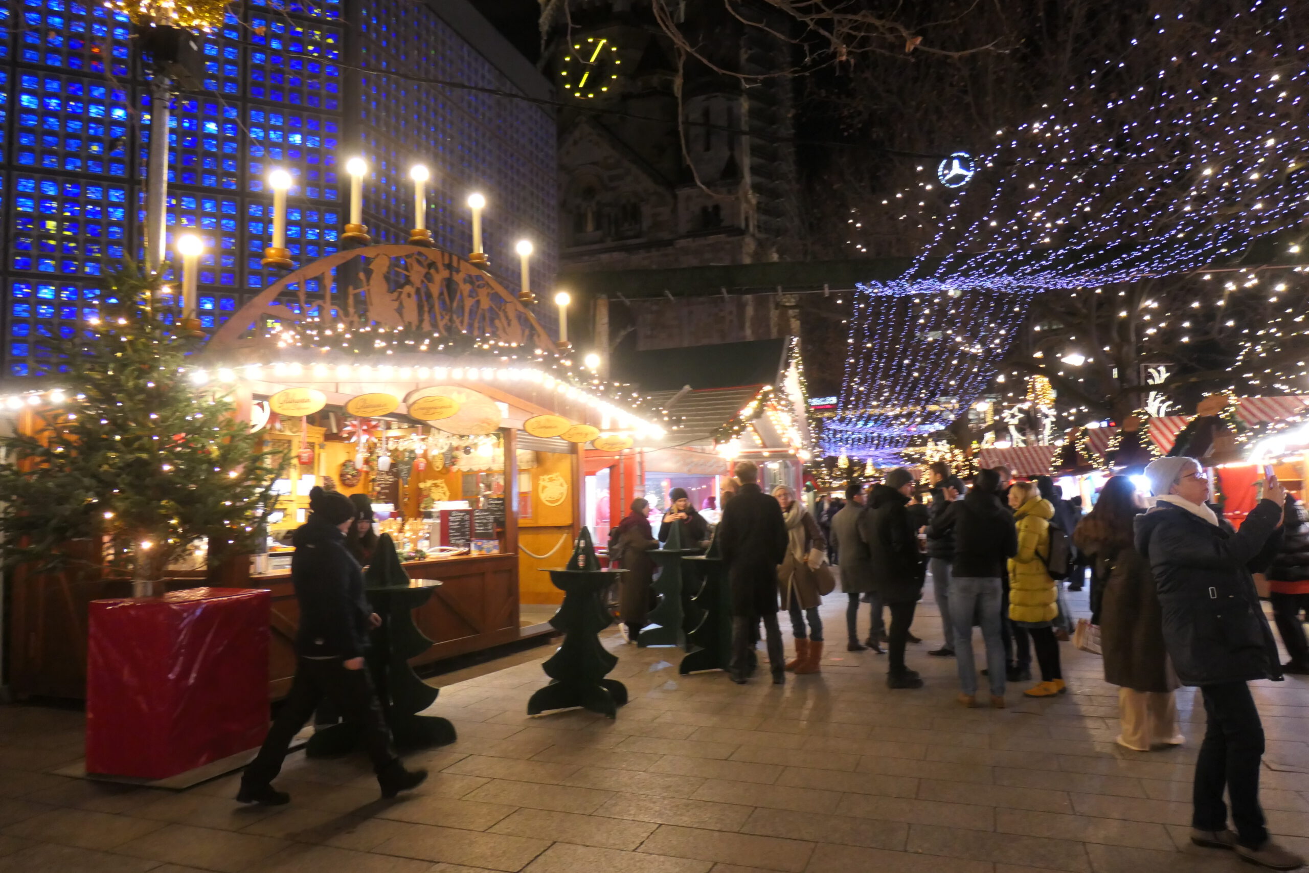 Gedächtniskirche, Weihnachtsmarkt. Foto: Ulrich Horb